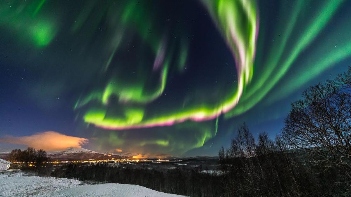 Fenomena Langka: Cahaya Aurora Terlihat di Indonesia